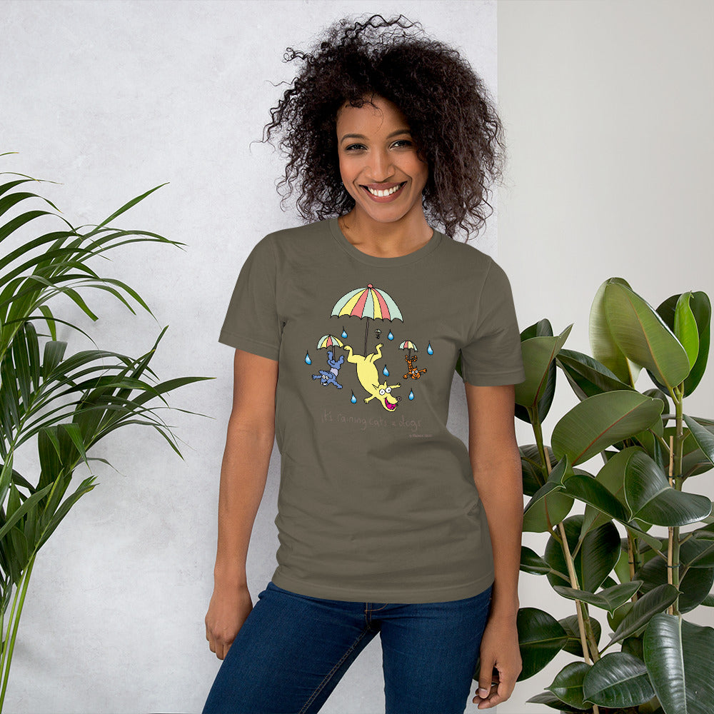 It's raining cats n dogs - Women's t-shirt