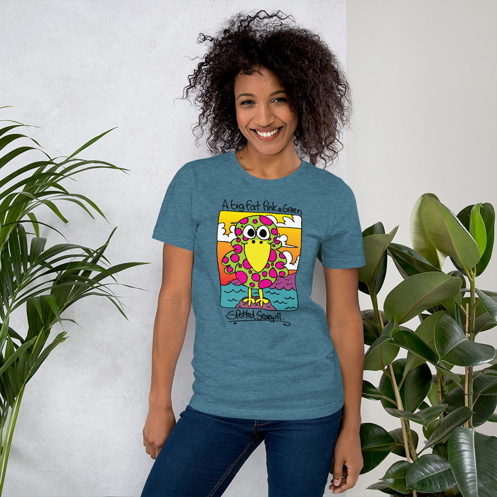 A big fat pink and green spotted seagull - Women's t-shirt