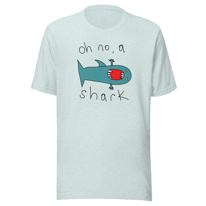 Oh no, a shark - Women's t-shirt